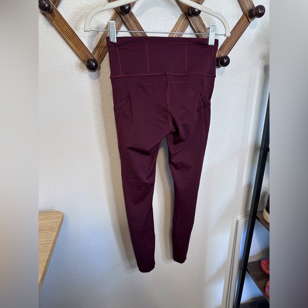 Lululemon Fast & Free Leggings - Picture 5 of 10
